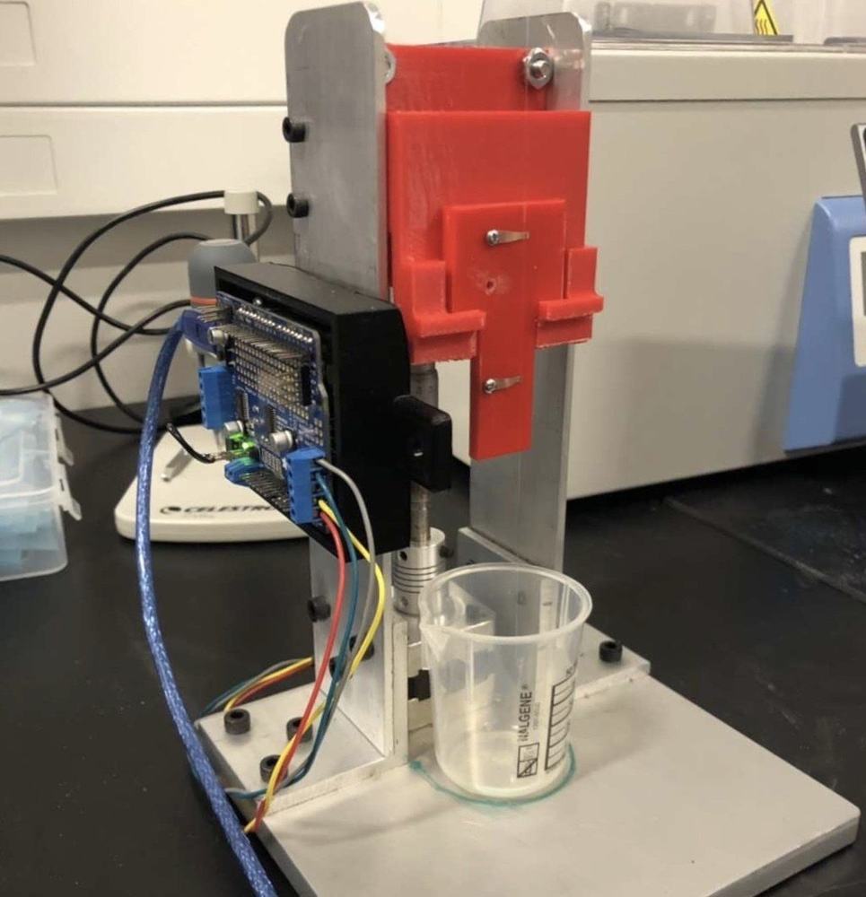 Motorized fiber-tip etcher